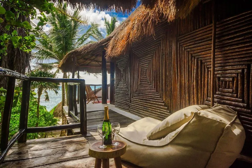 Dom wakacyjny Beachfront Bungalows- Soliman Bay Tulum Meksyk